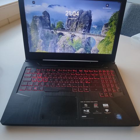 Asus Tuf fx504 gaming laptop