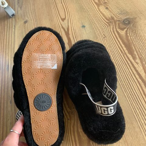 UGGS TØFLER str 40