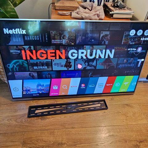 Lg 55" Smart tv 4k UHD 2018 med veggfeste #RESERVERT #