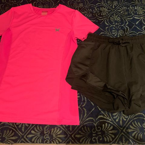 Training outfit (top & pants)