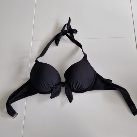 Bikinioverdel push up