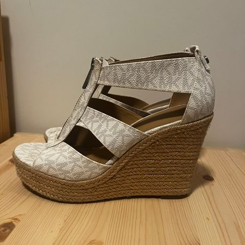 Michael Kors Wedge Sandal str 37