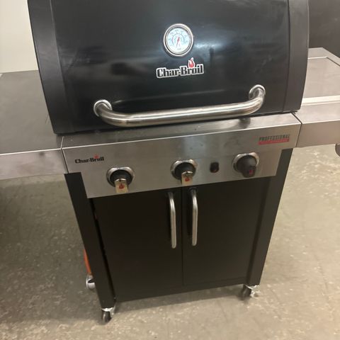 Chairbroil grill 4 brennere