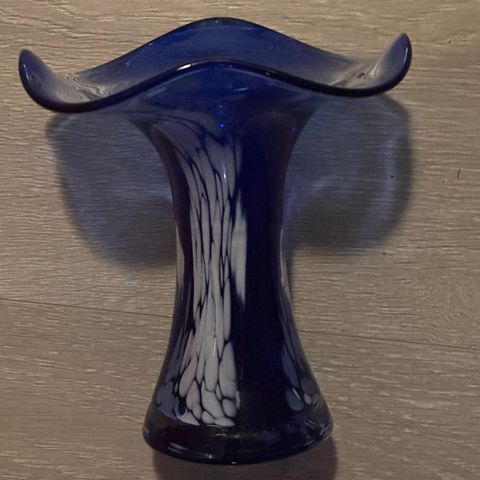 Hadeland kantarell vase