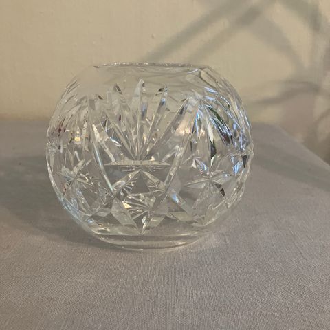 Vintage Krystall Rose skål / rosesskål. Vase