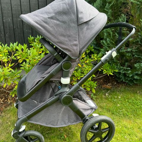 Bugaboo Fox 2 med ny/ubrukt bagdel