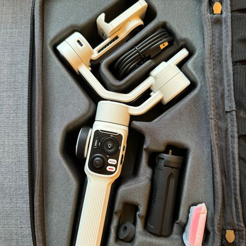 Zhiyun Smooth 5S Combo white NY!