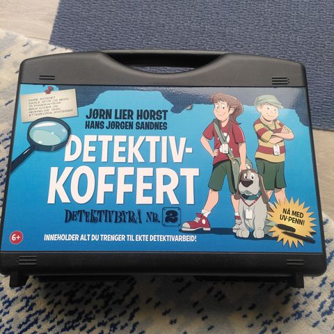 Dekettiv-koffert. Leker til barn