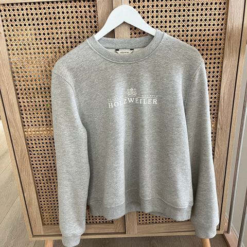 Holzweiler crewneck genser