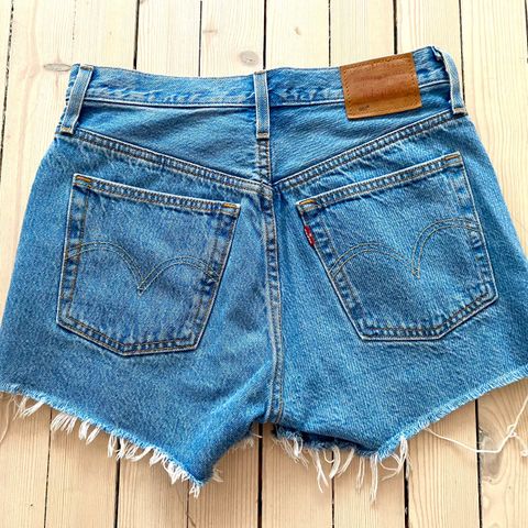 Levis shorts 501 W25