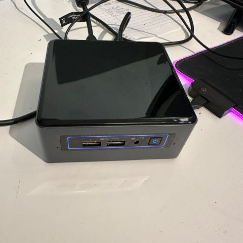 Intel NUC MiniPC NUC6CAY