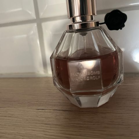 Viktor & Rolf Flowerbomb