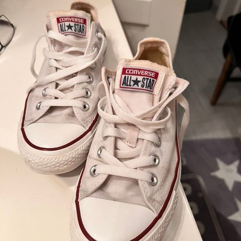 Converse str 38, men mer som 39