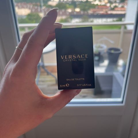 Versace crystal noir mini