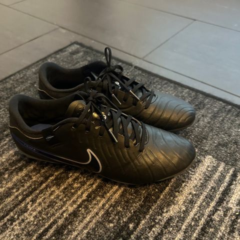 Nike tiempo str 41