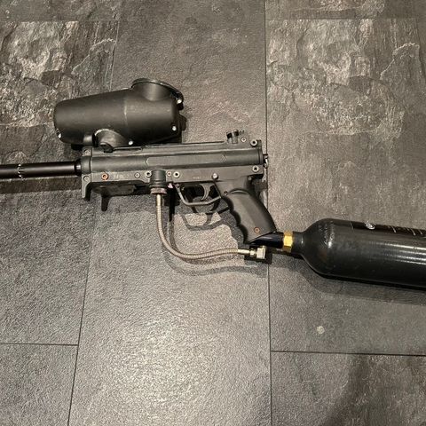 Tippmann A5 paintball markør