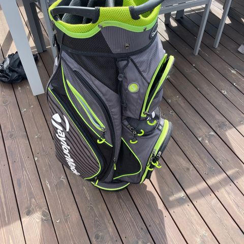 TaylorMade trallebag 14