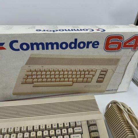 Commodore 64 med 250466 hovedkort