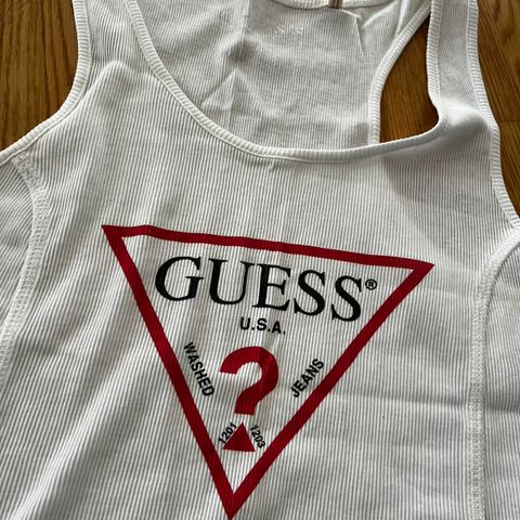 Guess topp