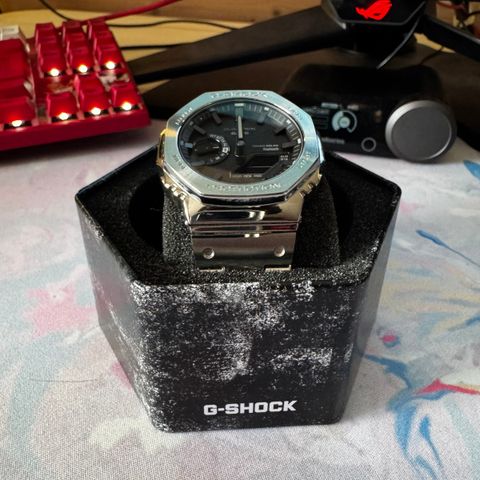 Casio G-Shock GM-B2100D-1AER (Kan Sendes)