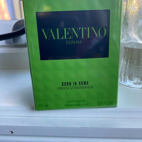 Valentino  Born in Roma Green Stravaganza Donna EdP 100 ml