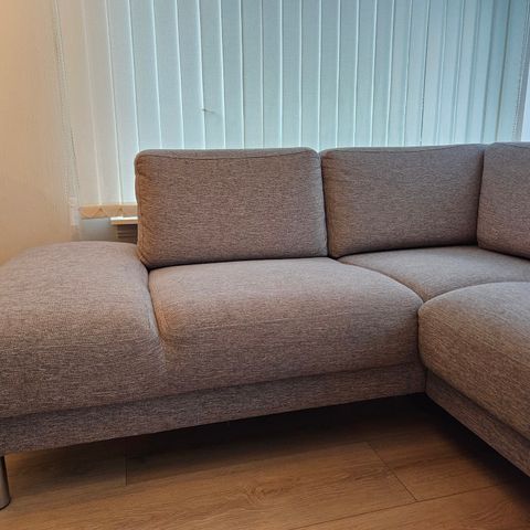 Grå 4-5 seter sofa