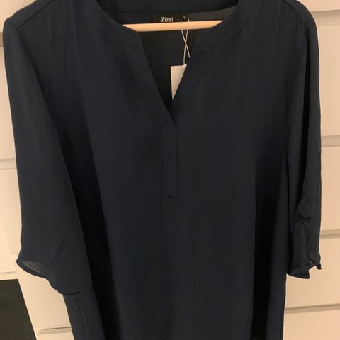 Zizzi: marine bluse str 50-52 selges