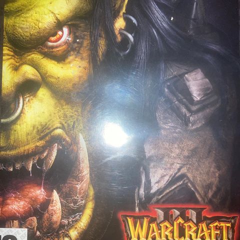 Warcraft 3 med Frozen throne expansion (PC)