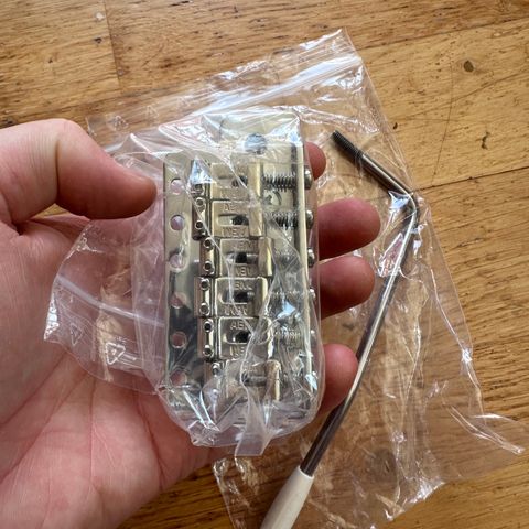 ABM 5050-M Vintage Tremolo til Mexico Stratocaster