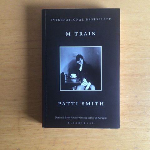 Bok - M Train av Patti Smith på English/Engelsk (Pocket)