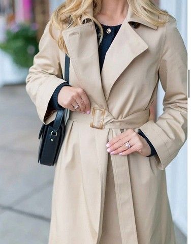 The Curated trenchcoat. L