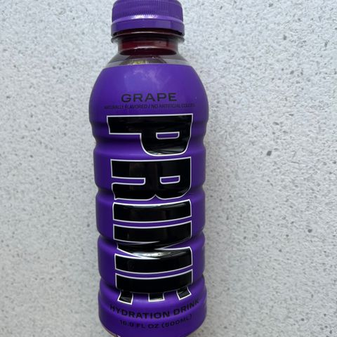 Prime hydration drink Grape