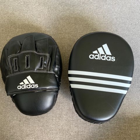 Bokseputer fra Adidas