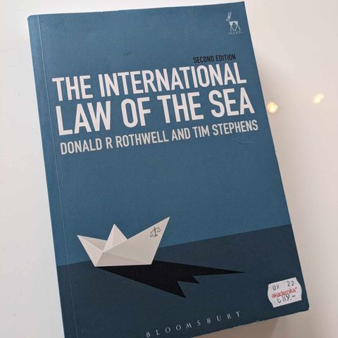 The International Law of the Sea, 2nd Edition. Donald R Rothwell , Tim Stephens