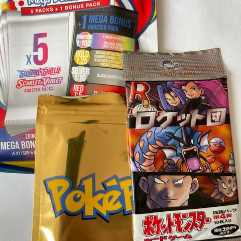 Rocket Gang Booster Pack - Vintage Pokemon