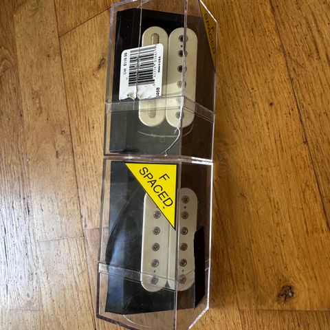 Dimarzio Crunch Lab / Liquifire white pickup sett til elgitar, F-spaced