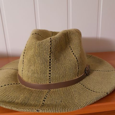 Fin sommer hatt
