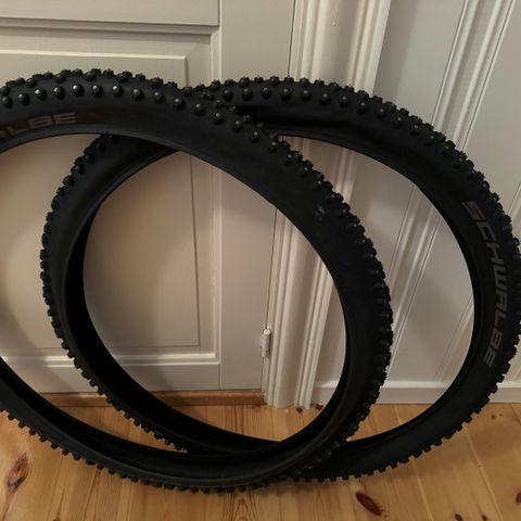 Schwalbe ice spiker pro