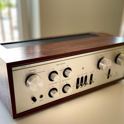 LUXMAN L-30 FORSTERKER