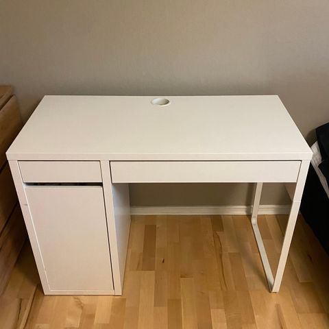 IKEA Micke skrivebord