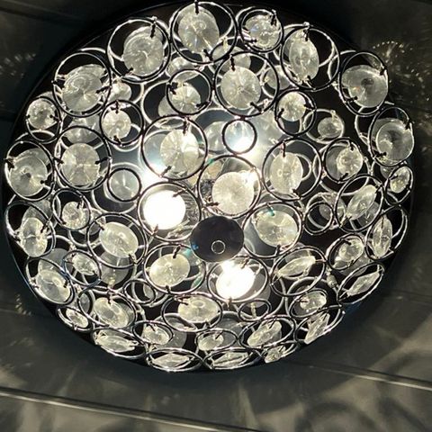 2 stk takplafond prisme. Diameter 48 cm og 40 cm.