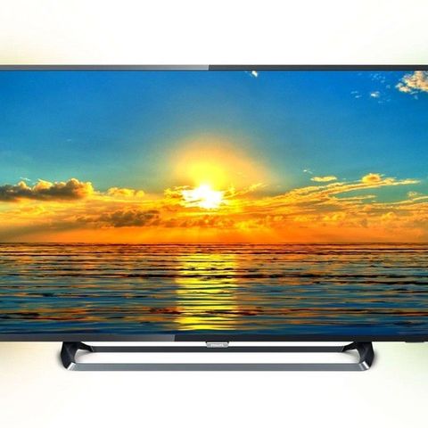 Suveren 4K Ultra HD 55" smart tv selges gunstig