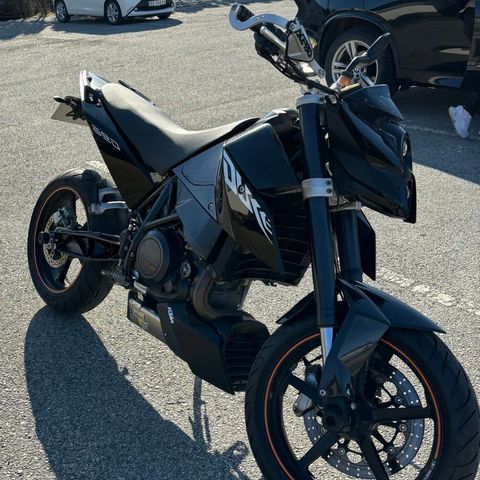 KTM Duke 690 2009 selges i deler