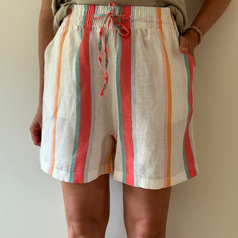 Gina tricot shorts, 36