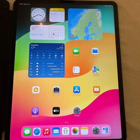 Ipad Pro 12.9” 64GB WI-FI med tastatur ( 3.gen 2019)