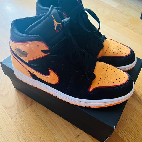 Meget fine Air Jordan 1 Mid's selges!