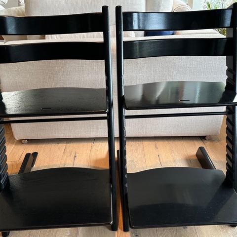 Stokke tripp trapp stol - 2 stk - svart (blank+matt)