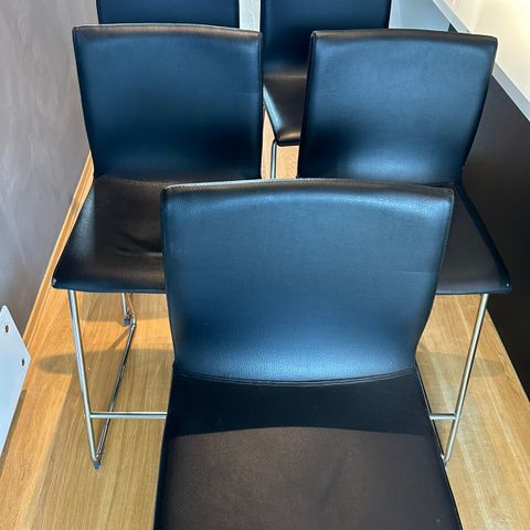 5stk IKEA Volfgang barstoler i sort
