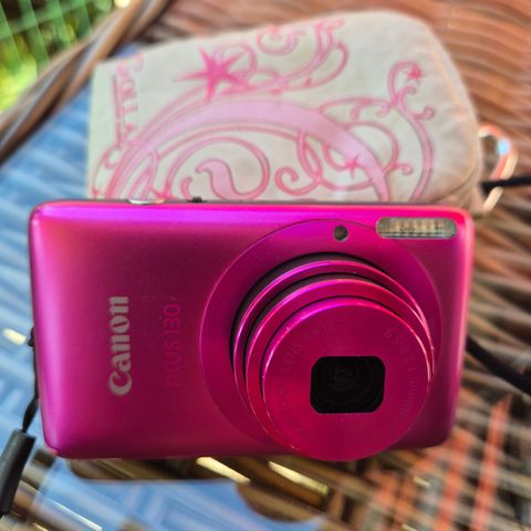 Canon Ixus 130 Rosa