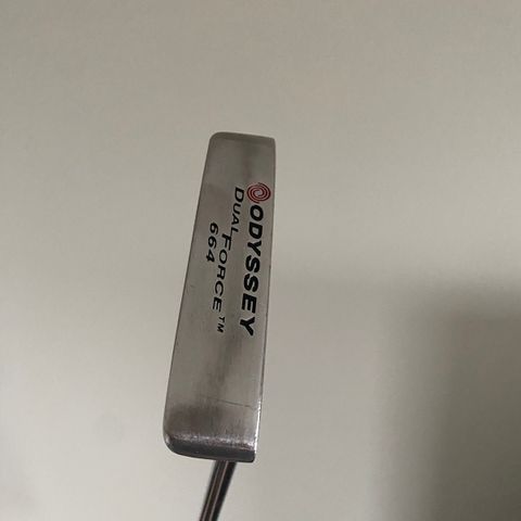 Golf putter